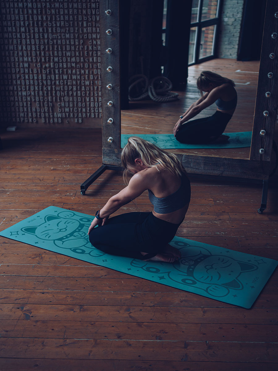 NonSlip Pro Emerald Maneki Neko